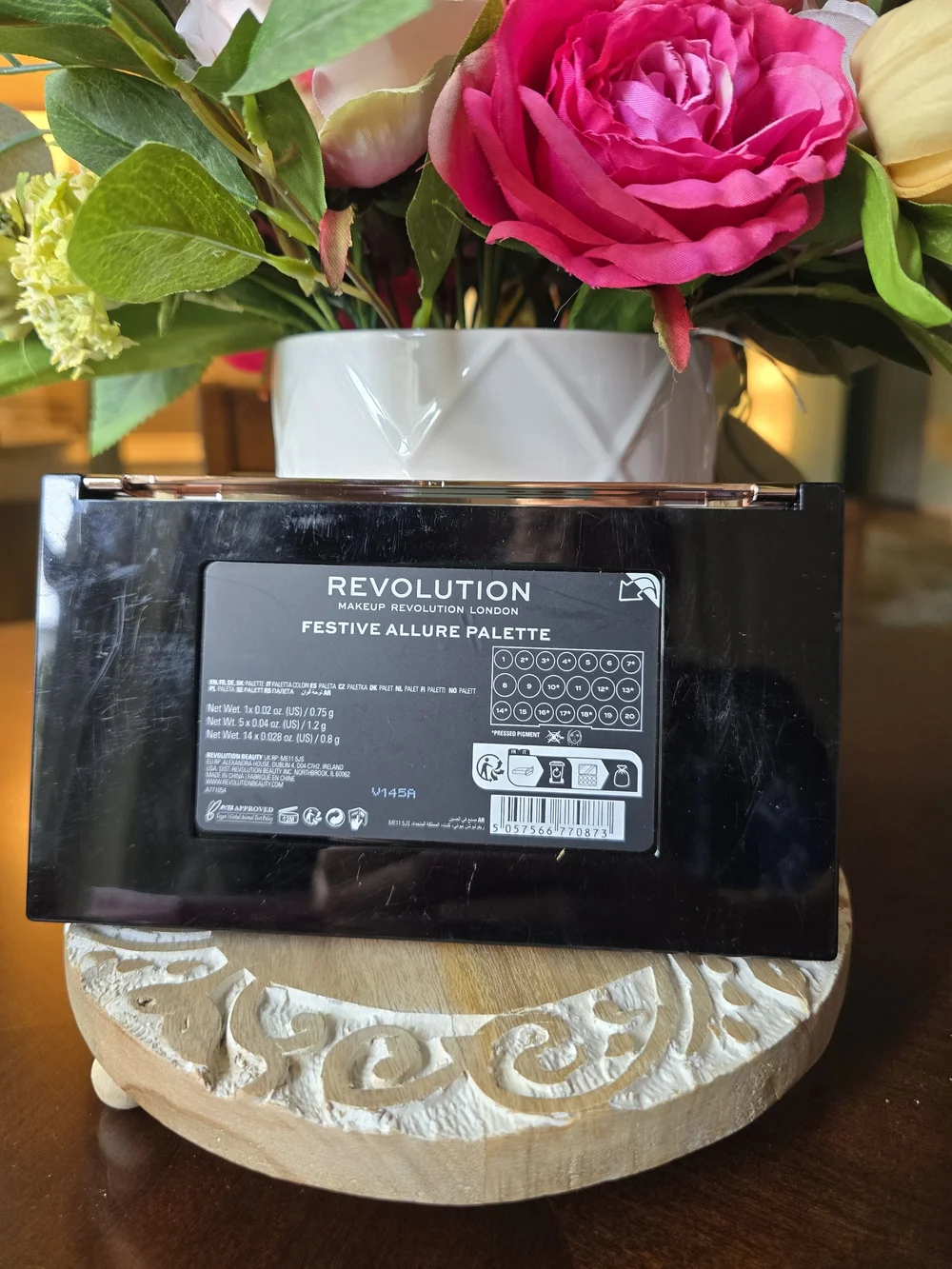 Revolution Festive Allure Eyeshadow Palette